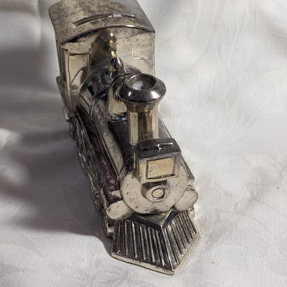 Vintage Metal Money/Bank Train Locomotive Made in Japan Collectible - Picture 3 of 6